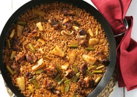 Paella de carne